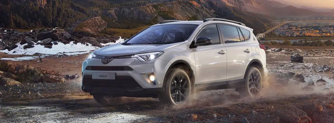 Toyota отмечает годовщину первого в мире кроссовера юбилейной серией
