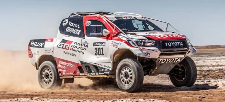 Фернандо Алонсо протестировал гоночный Toyota&nbsp;Hilux победителей ралли-рейда «Дакар-2019»