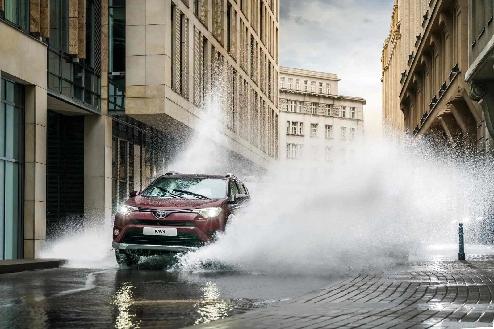 RAV4 Exclusive