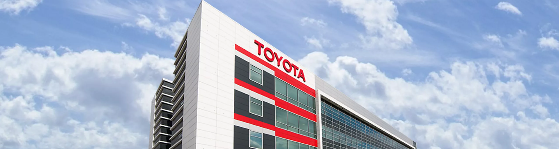 Изображение на странице TOYOTA ПОДВЕЛА ИТОГИ ПРОДАЖ В РОССИИ ЗА 2021 ГОД Тойота Центр Калининград